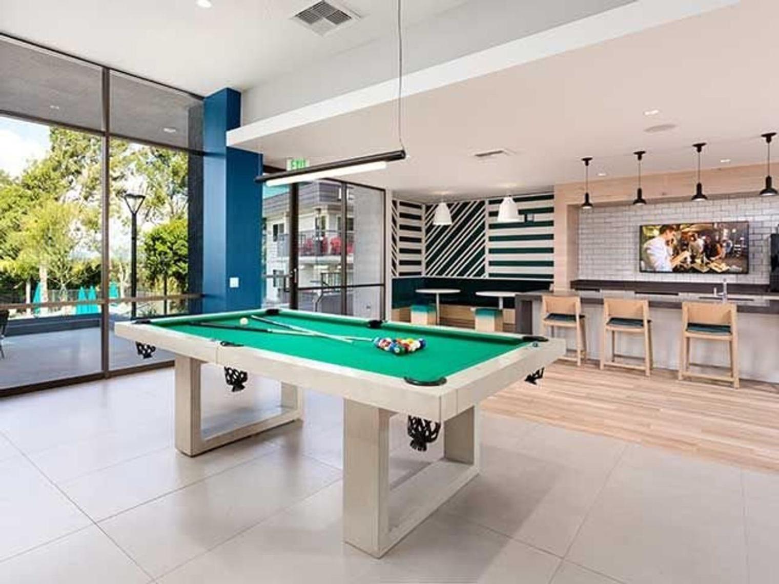 Blueground Burbank Pool Bbq Near Shops Lax-1288 Apartment Los Angeles